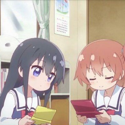 鹦鹉吃大蒜辣椒